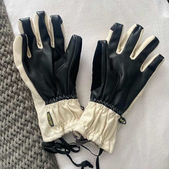 Burton Accessories Burton Gloves Poshmark